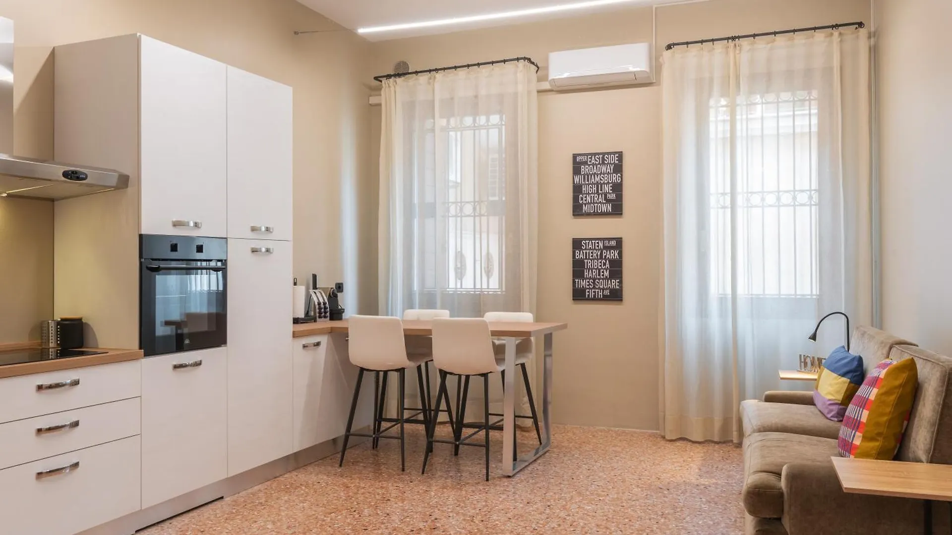 Loft Gardenia, By R Collection Apartment location
